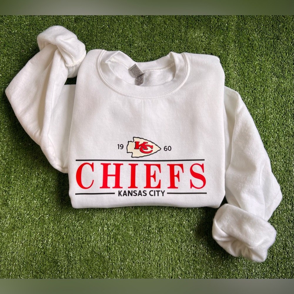 White Kansas City Chiefs Crewneck, NFL Sweatshirt Chiefs Nation
